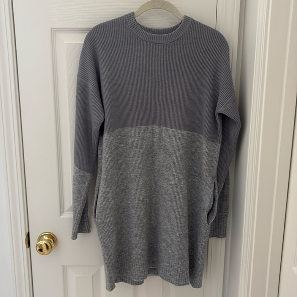 Lululemon Tunic Sweater with pockets